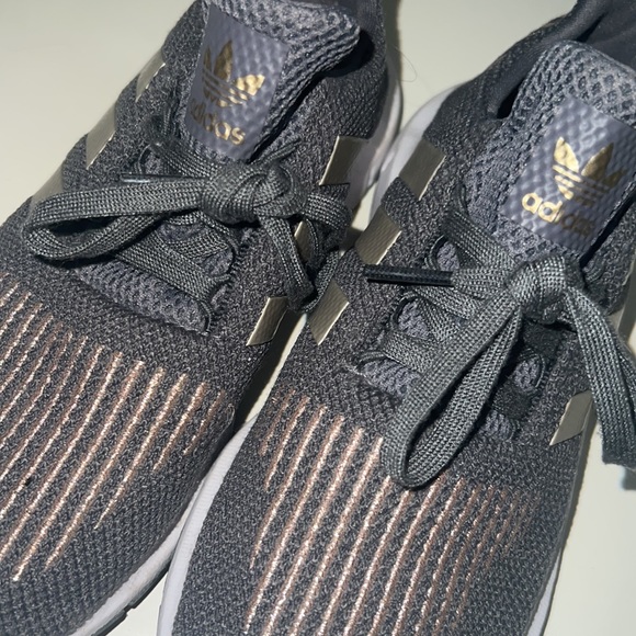 Grey and Gold Adidas swift runners - Picture 5 of 5